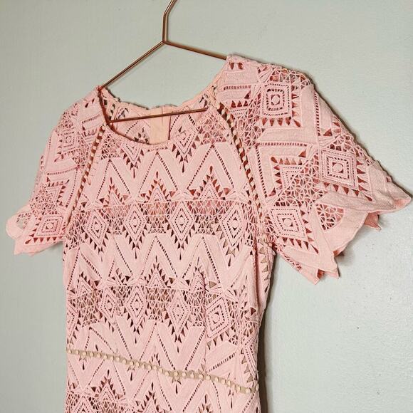 STYLESTALKER Pink Lace Cutout Zipper Exposed Back Midi Dress Size Small - Picture 3 of 10
